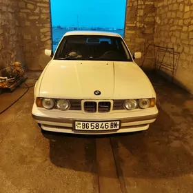 BMW 525 1989
