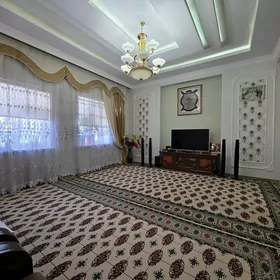 Gurtly Polu-Elitka! 3Kom 125m²