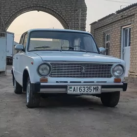 Lada 2104 1983