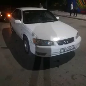 Toyota Camry 1999