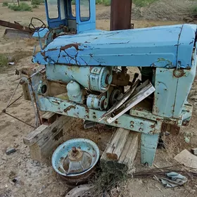 MTZ T-28 1990