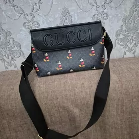gucci sumka