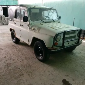UAZ 469 1999