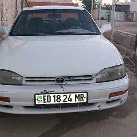 Toyota Camry 1993