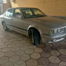 BMW 7 Series 1990