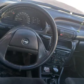Opel Astra 1992