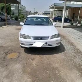 Toyota Camry 1999