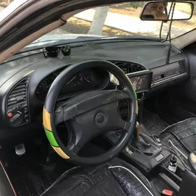BMW 320 1993