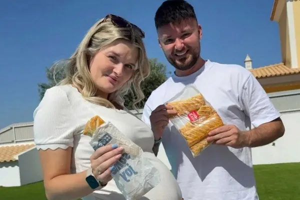 Britaniýaly adam göwreli gelne halaýan tagamyny eltip bermek üçin uçarda 1600 km geçdi