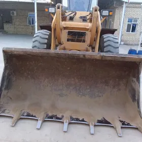 XCMG LW300F 2010