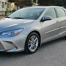 Toyota Camry 2017