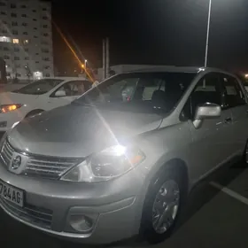 Nissan Versa 2010