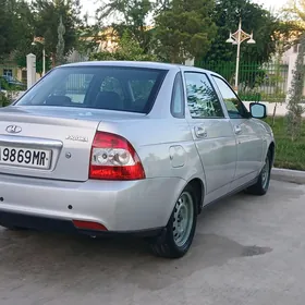 Lada Priora 2013