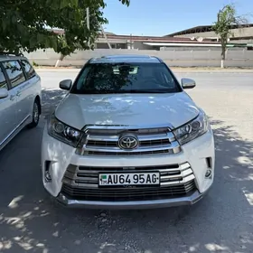 Toyota Highlander 2018