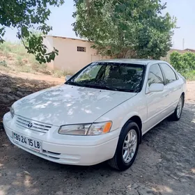 Toyota Camry 1998