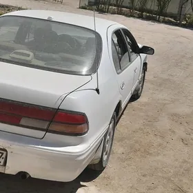 Nissan Cefiro 1996