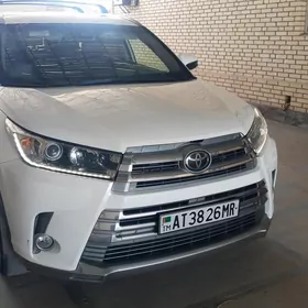 Toyota Highlander 2018