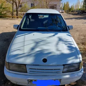 Opel Vectra 1992