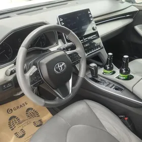 Toyota Avalon 2020