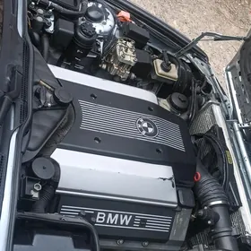 BMW 525 1993