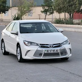Toyota Camry 2016