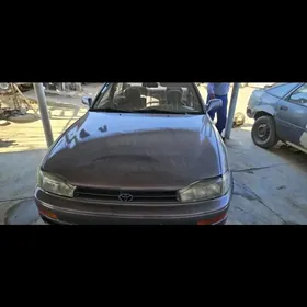 Toyota Camry 1992