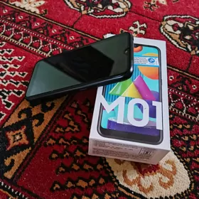m 01