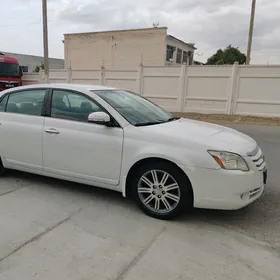 Toyota Avalon 2005