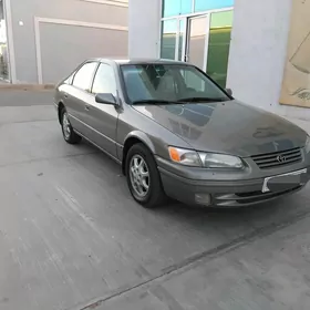 Toyota Camry 1998