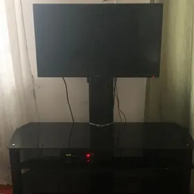 Телевизор + подставка + тюнер