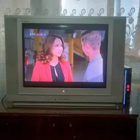 телевизор