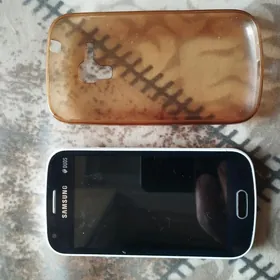 Samsung GT 7562