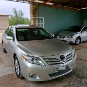 Toyota Camry 2011