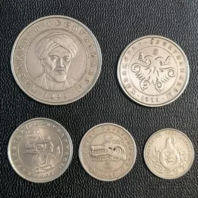 монеты