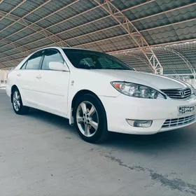 Toyota Camry 2004