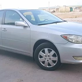 Toyota Camry 2004
