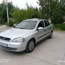 Opel Astra 2000