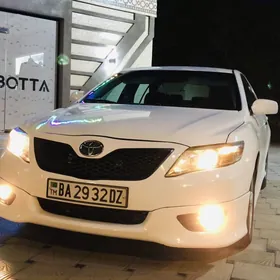 Toyota Camry 2011
