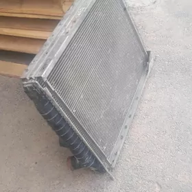 RADIÝATOR