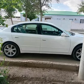 Nissan Altima 2005
