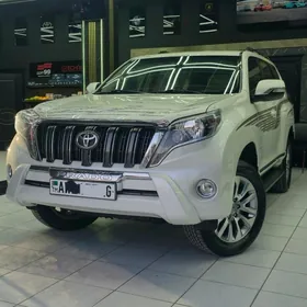 Toyota Land Cruiser Prado 2011