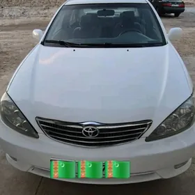 Toyota Camry 2004