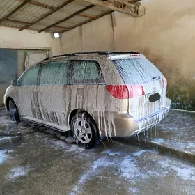 Toyota Sienna 2006