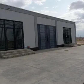 Atelýa tikinçi gerek