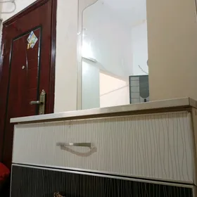 aýnaly çeker