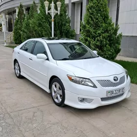 Toyota Camry 2010