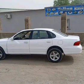 Toyota Avalon 1999