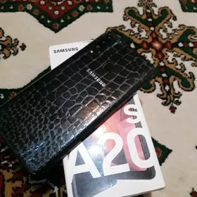 SAMSUNG A20S