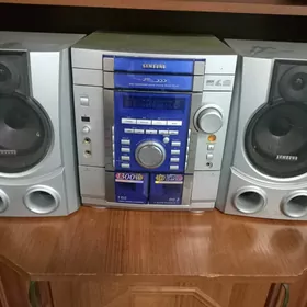 Магнитофон