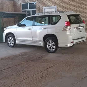 Toyota Land Cruiser Prado 2010